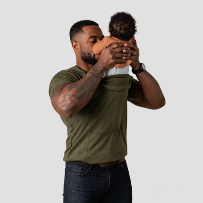 Baby Carrier Tee | Den Nemmeste Måde At Holde Din Baby Tæt På